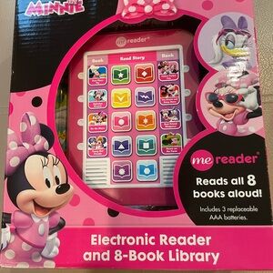 Disney Junior Minnie Me Reader